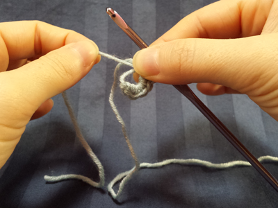 How to crochet a magic ring Step 8-b by Unseign